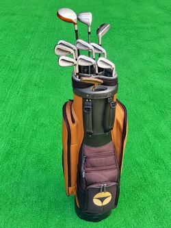 TaylorMade Burner SuperSteel RH Golf Club Set | Driver Irons Hybrid Putter & Matching Cart Bag