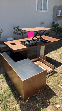 Work Desk