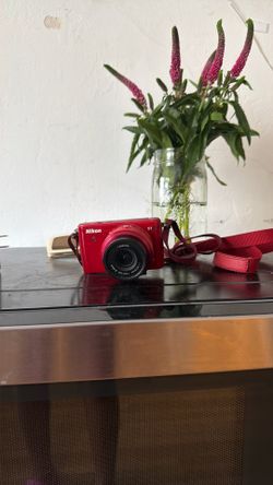 Red Nikon Camera Bundle 📸 | Content Creator Starter Kit – $222 OBO
