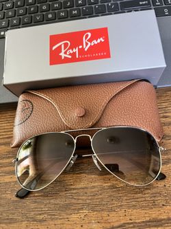 Ray Ban Aviators 58mm. Silver Frame With Light Grey Gradient Lenses. Brand New & Authentic. 