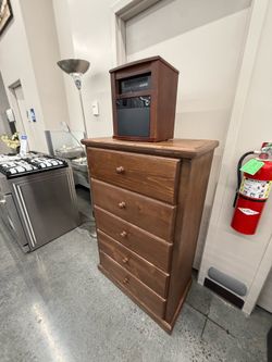 5 DRAWERS CHEST