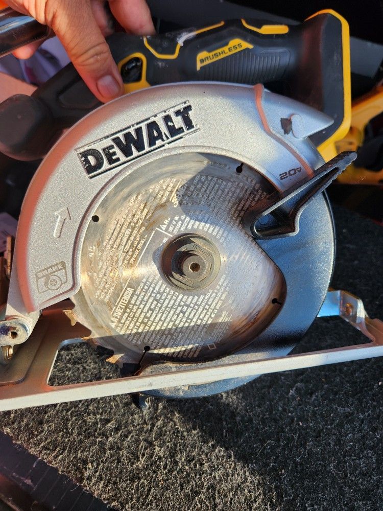 Dewalt Saw Saw Dewalt Saw Brushless 20 V With Battery