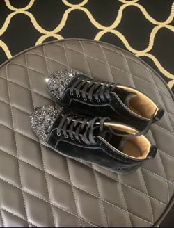 Loui Pik Pik Spikes
