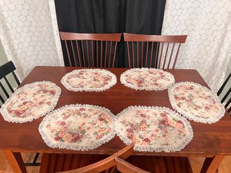 Round Floral Quilted table placemats with Lace Trim