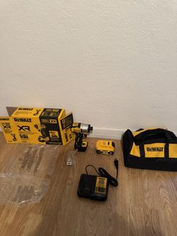 DeWalt 3 Speed Impact Driver Kit
