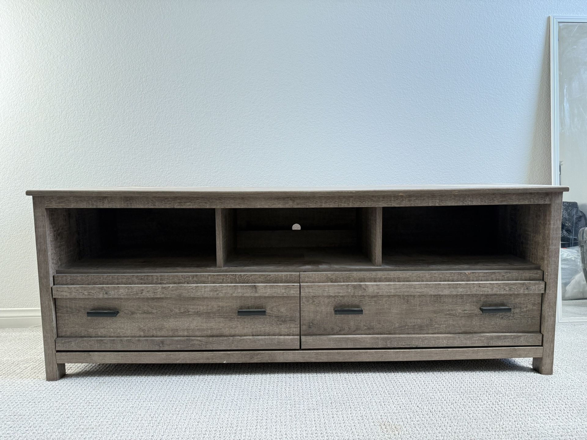 TV Stand With Drawers