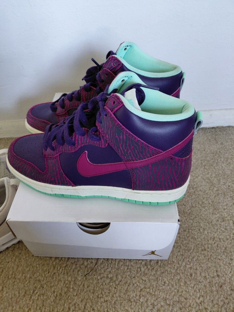 Nike Size 7 Womens Buy 1 Get 1 Free NE Philly 19114