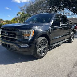 2023 Ford F150 XLT 