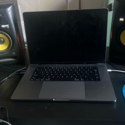 MacBook Pro 16 Inch 2021