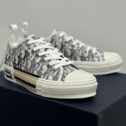 B23 Dior