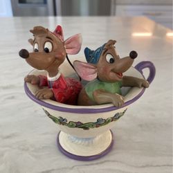 Disney Showcase: Jaq And Gus “Tea For two”