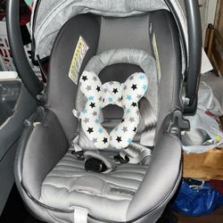 Car seat With Bottom attachment 