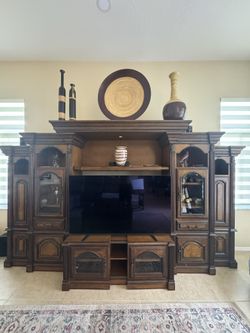 Wall Unit