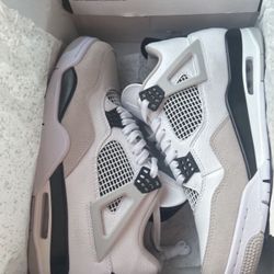 Jordan 4 Military 