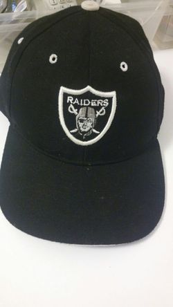 Raiders hat