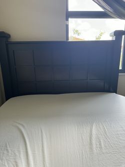 Full Size Bed With Box And Night Stand