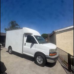 2013 Chevrolet 1-top box van