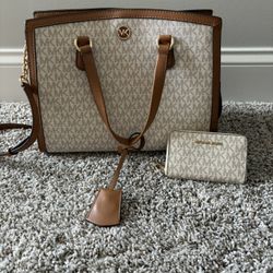 Michael Kors Purse - Gently Used, Great Condition