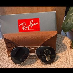 Ray Ban Classic Aviator Sunglasses 