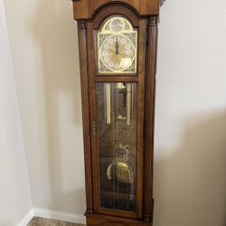 Howard Miller Grandfather Clock – Tempus Fugit – Westminster Chime – Excellent Condition