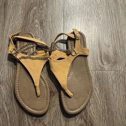 Fancy Sandals Size 6m