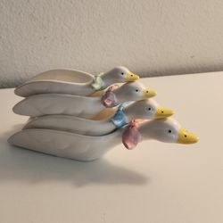 Geese Stacking Measuring Cups