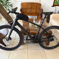 2025 Trek FX Sport SL 5 full Carbon Fiber bike ( upgraded)