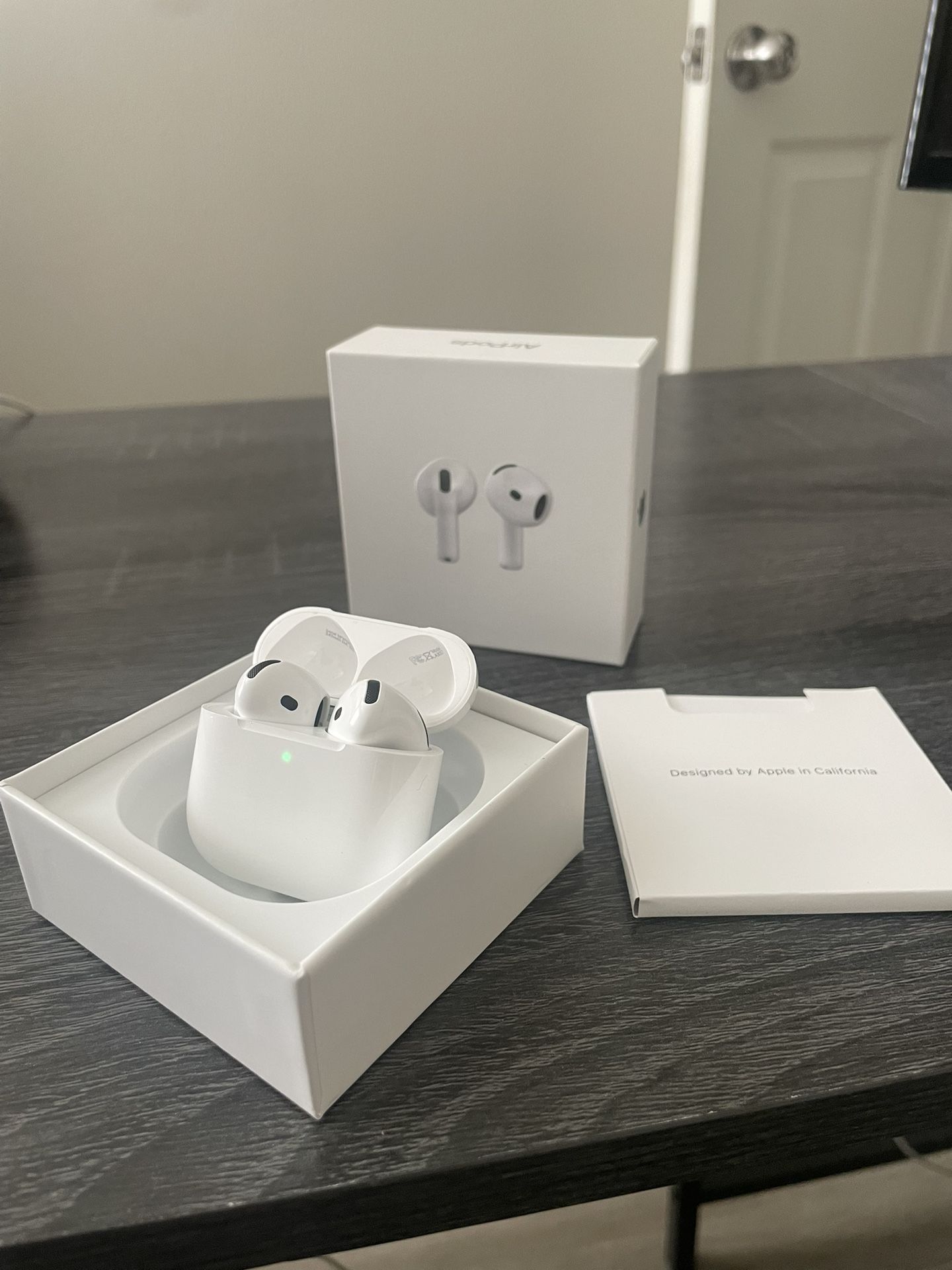 AirPod 4 (Active noise cancellation)