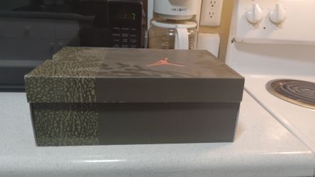Jordan 3 elephant print size 9 US