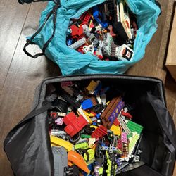 30lb+ Legos