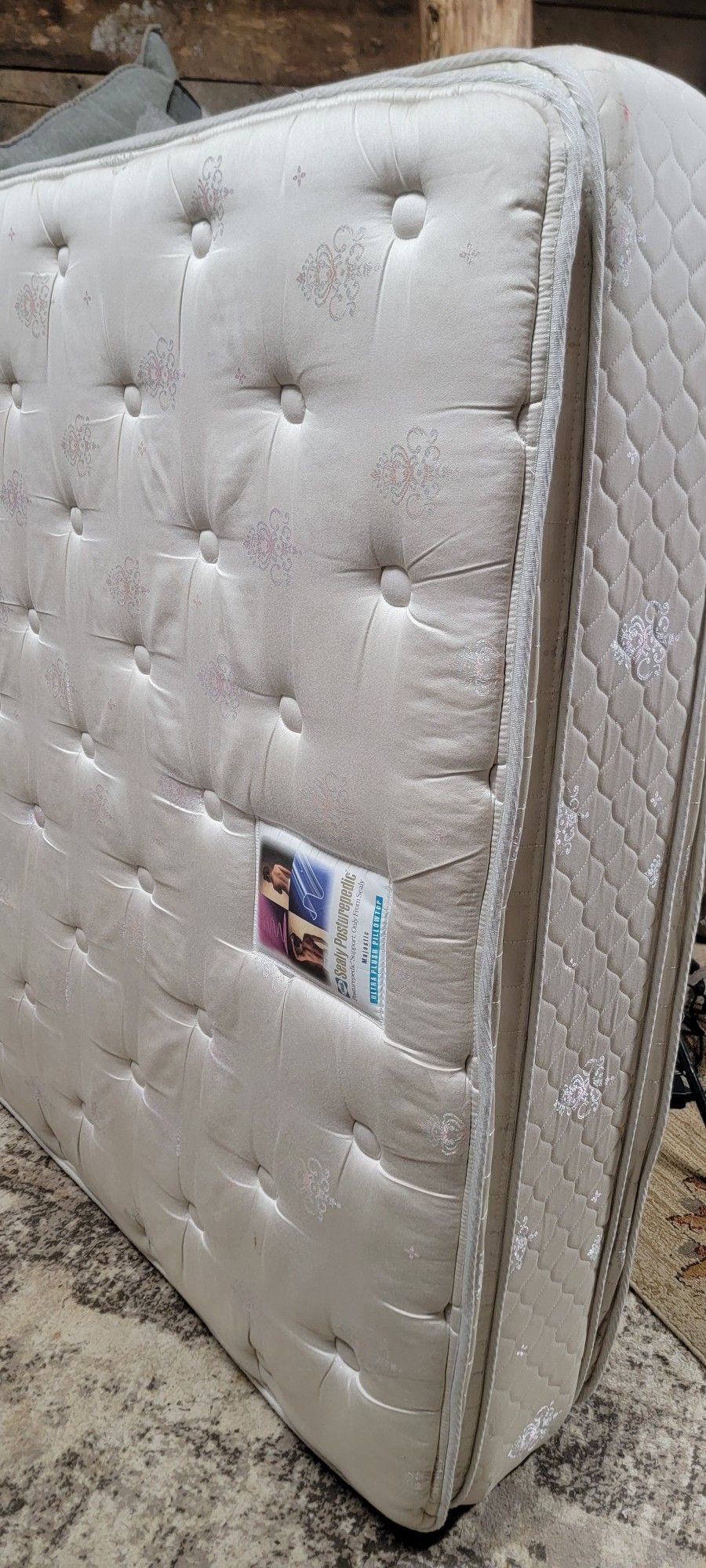 Sealy Posturepedic "Majestic" Ultra Plush Pillowtop Queen Mattress