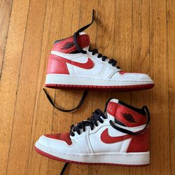 Air Jordan 1 Mid Chicago
