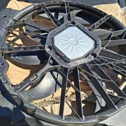 BMW 328i Cooling Fan 