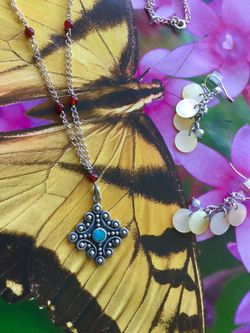 Silver necklace with pendant $25 / Sterling silver earring with Amethyst gemstone $20 / Fashion earring long with round shell beads $15 💜💛💜