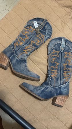 Denim Cowboy Western Boots with Embroidery