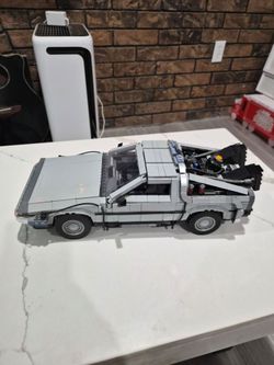 Lego back to the future delorean