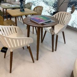 BRAND NEW 3-Piece Outdoor Round Dining Set – Die-Cast Aluminum Table & Chairs | Modern Patio Furniture | Heavy Duty Weather Resistant Garden Deck Set