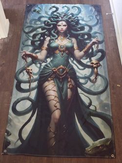 Medusa Decor