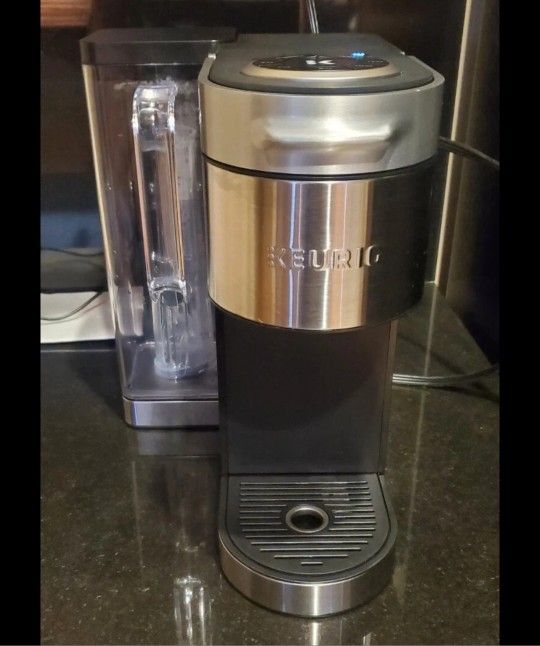 Keurig K-Supreme Plus Automatic Single Serve K-cup Coffee Maker K920