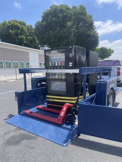 Movingg Vending Machine / Heavy Equipment