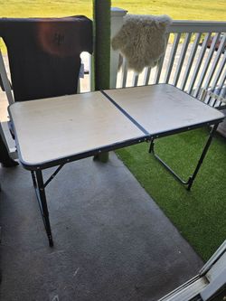Folding Table