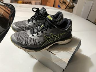 Ascis Runner Shoes 