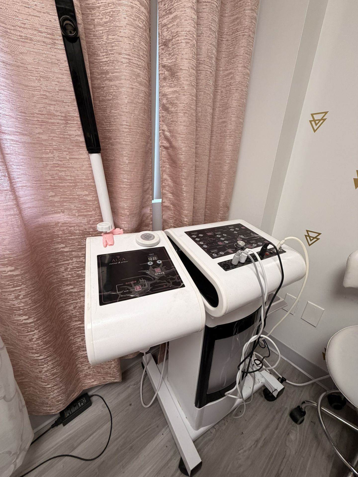 Facial Machine