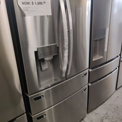 New  23 cu. Ft. Door-In-Door 4-Door French Door Refrigerator Dual and Craft Ice in PrintProof Stai