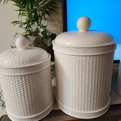 MARTHA STEWART CANISTER SET BASKETWEAVE PATTERN

