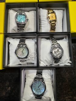 5 invicta watches all new