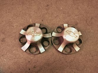 Chevy S10 center hub caps