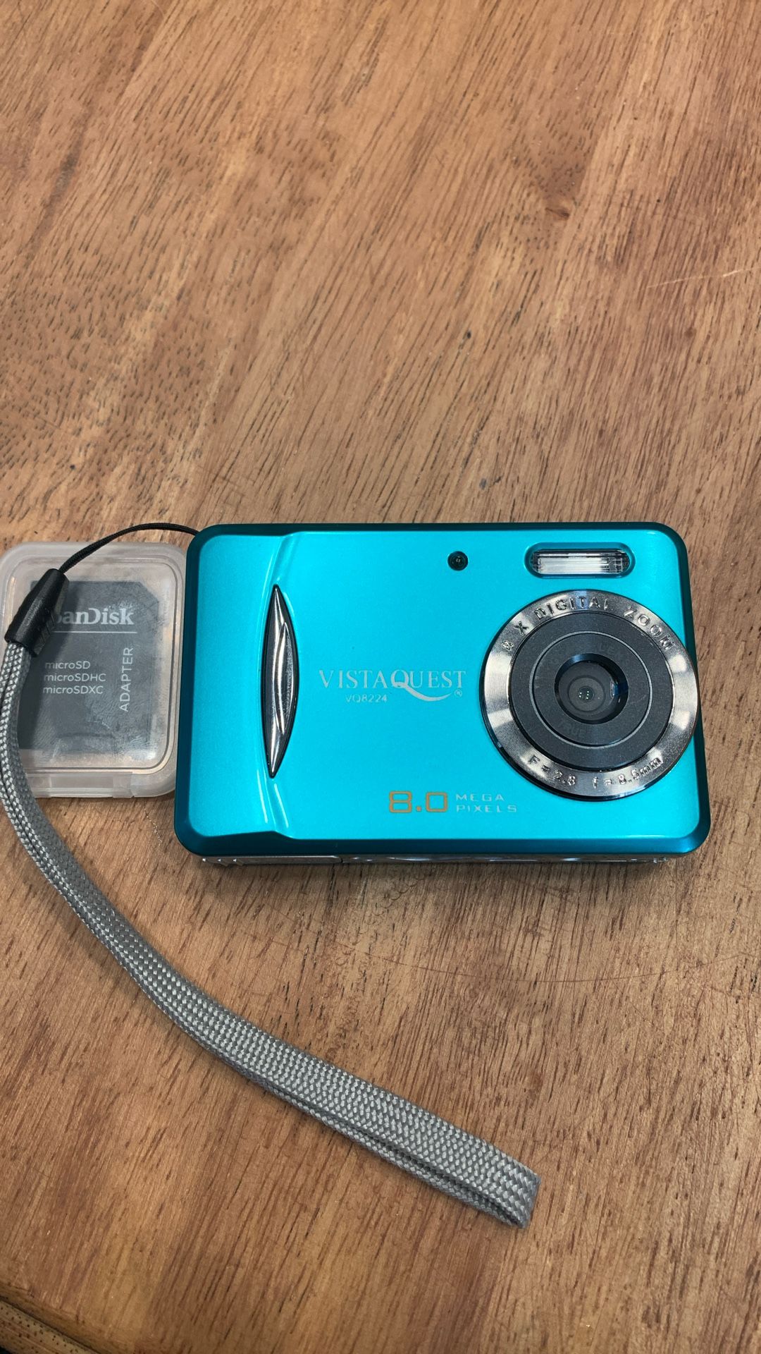 VistaQuest VQ8224 Camera 8.0 megapixels