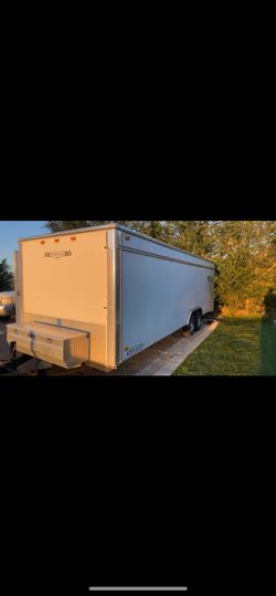 enclosed trailer