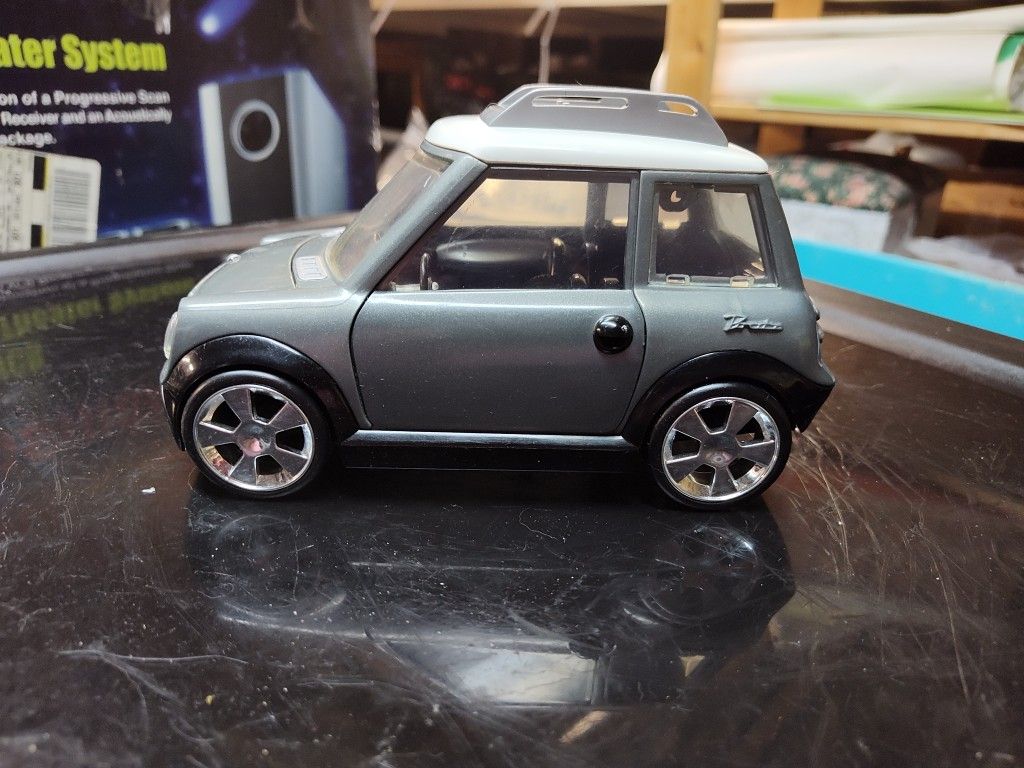 Bratz Mini Cooper